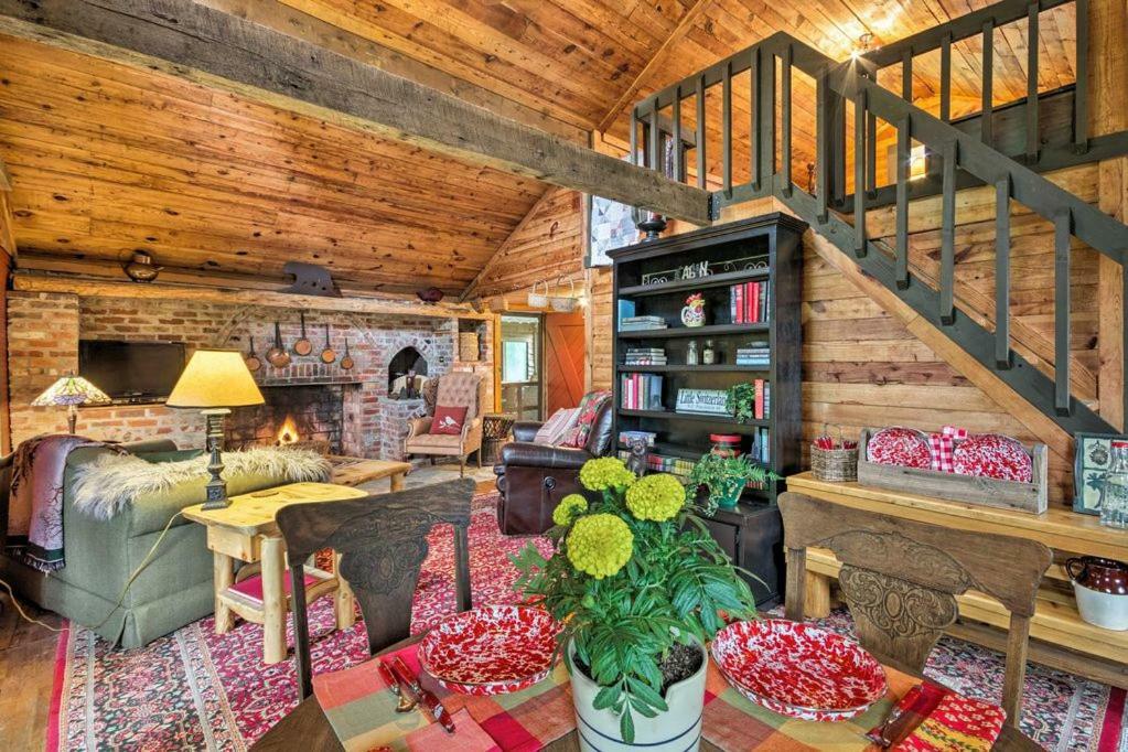 Ginny'S Cabin Spruce Pine Bagian luar foto