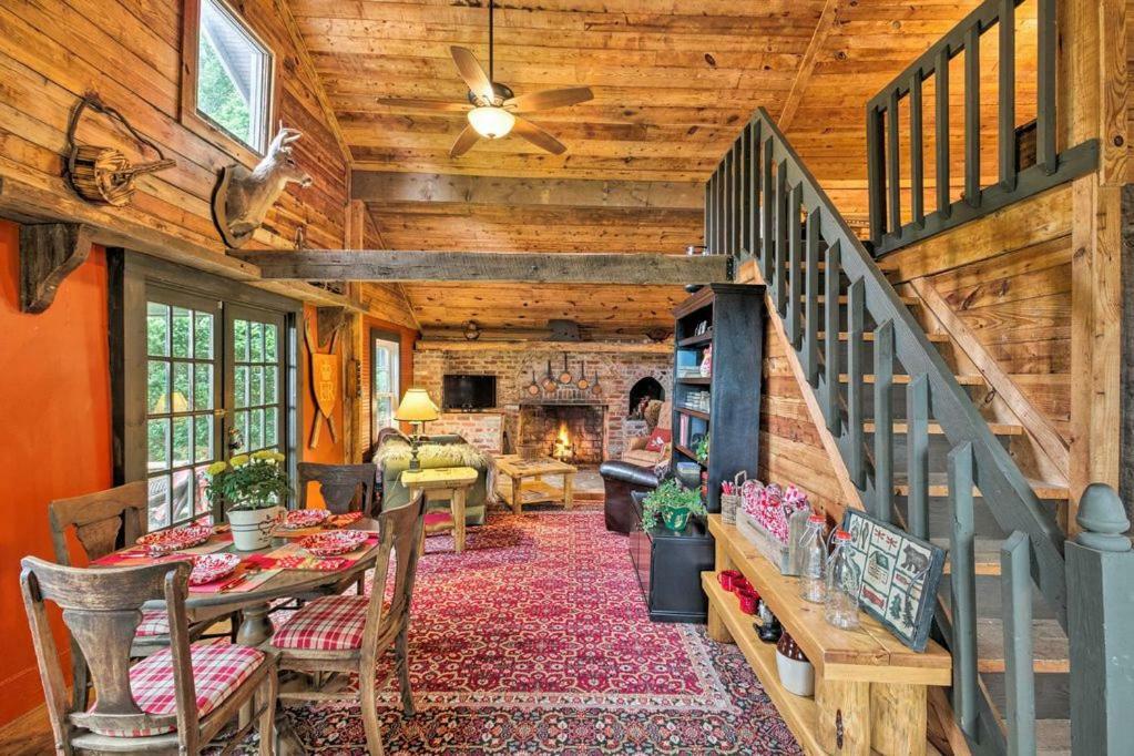 Ginny'S Cabin Spruce Pine Bagian luar foto